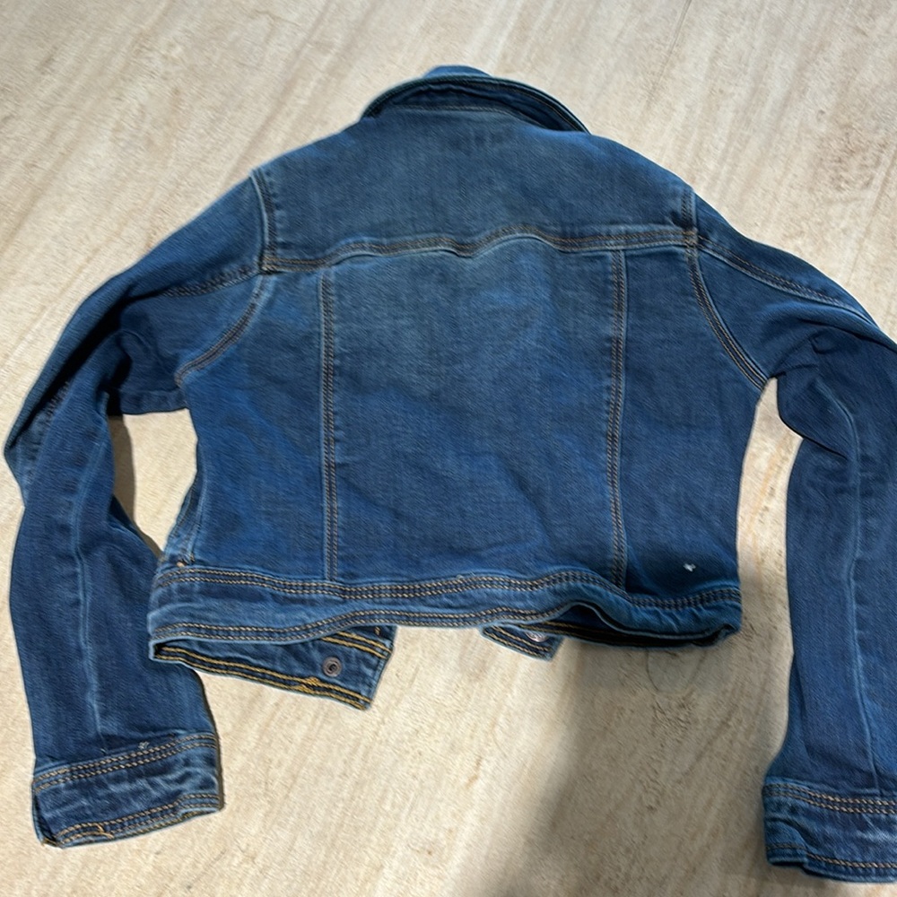 Kids & Girls Cat And Jack cropped jean jacket. Size 7/8 - Picture 3 of 5